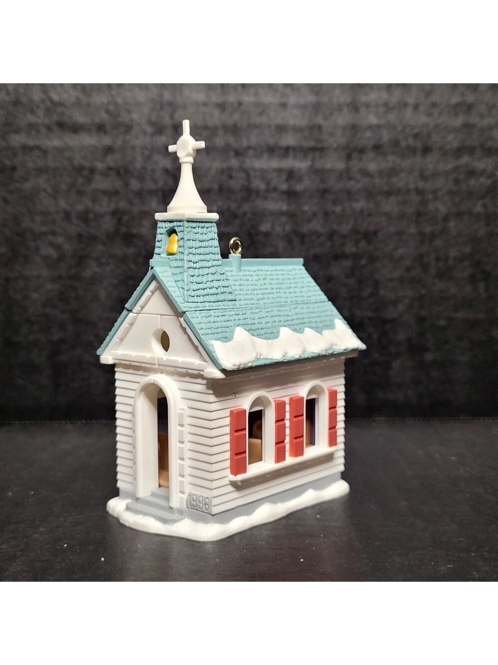 1996 Hallmark Keepsake Ornament Come All Ye Faithful Church